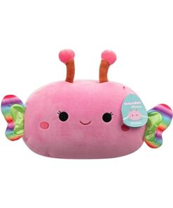 STAPELBAR Name des Squishmallows: Amalie Charaktertyp: Schlange Größe: 30 cm Offizielles Kuscheltier: Ja, es handelt sich um ein offizielles Kuscheltier von Squishmallows. Besonderheiten: Amalie ist ein Charakter aus der Squishmallows-Kollektion und stellt eine niedliche und kuschelige Schlange dar. Es verkörpert den typischen Charme und die Weichheit, die Squishmallows auszeichnen, und ist in einem ansprechenden Design gestaltet. Material: Hergestellt aus weichem, flauschigem Material, das für Squishmallows charakteristisch ist. Zweck: Geeignet zum Sammeln, Kuscheln und als dekoratives Element. Empfohlenes Alter: Squishmallows sind in der Regel sicher für Kinder jeden Alters, jedoch sollten Eltern die Altershinweise des Herstellers beachten Reinigung: Von Hand waschen und lufttrocknen lassen Modellnummer: SQCR06551 Altersempfehlung: Ab 3 Jahre